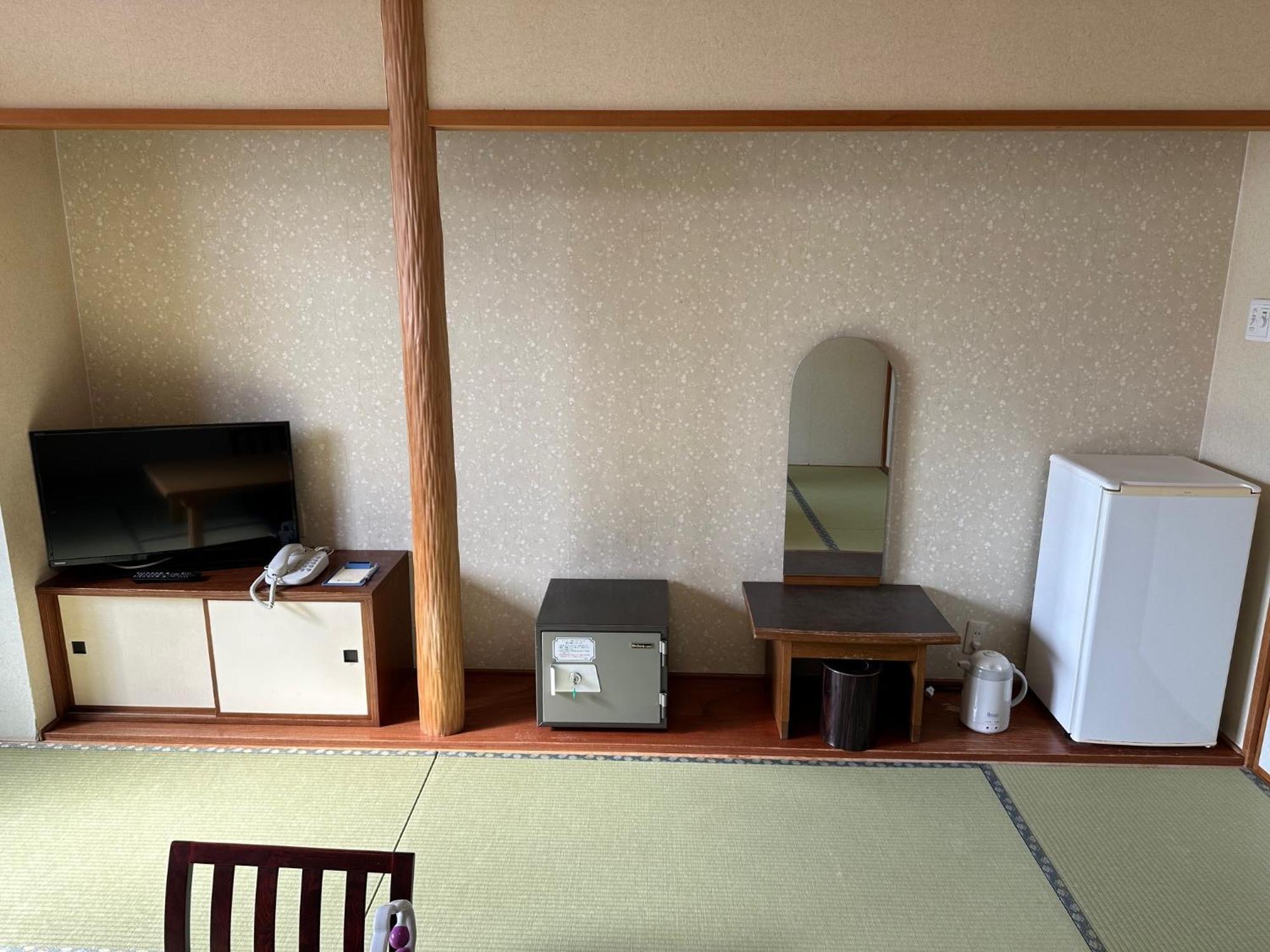 Horoshin Onsen Hotarukan Numata  Esterno foto